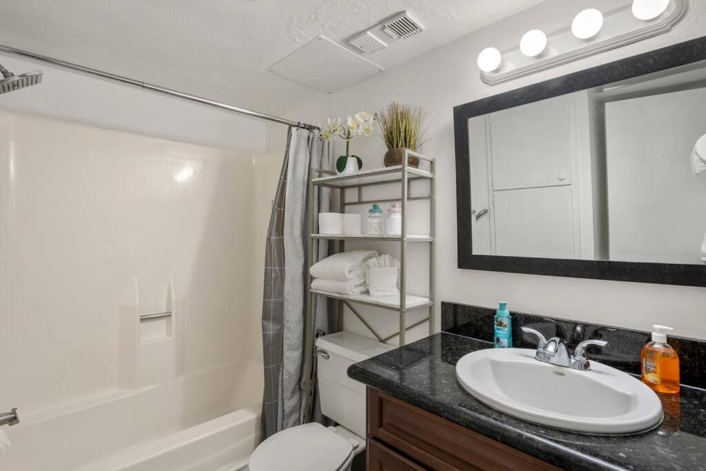 Bello Condominio Con Vista Al Mar, Jacuzzi Interno Galveston Kültér fotó