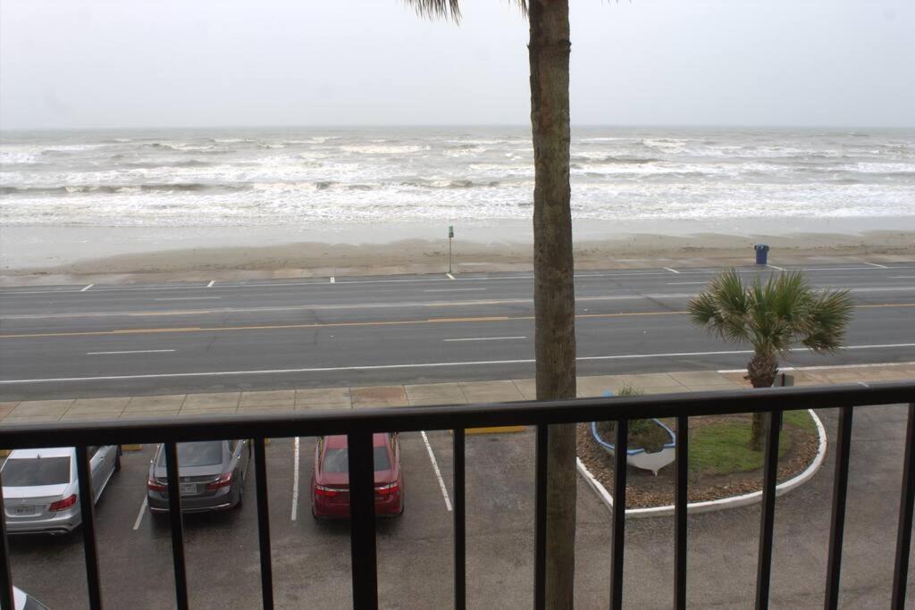 Bello Condominio Con Vista Al Mar, Jacuzzi Interno Galveston Kültér fotó