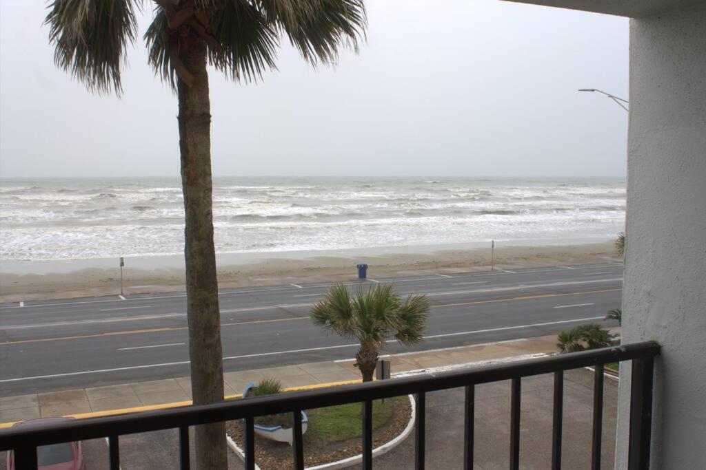 Bello Condominio Con Vista Al Mar, Jacuzzi Interno Galveston Kültér fotó